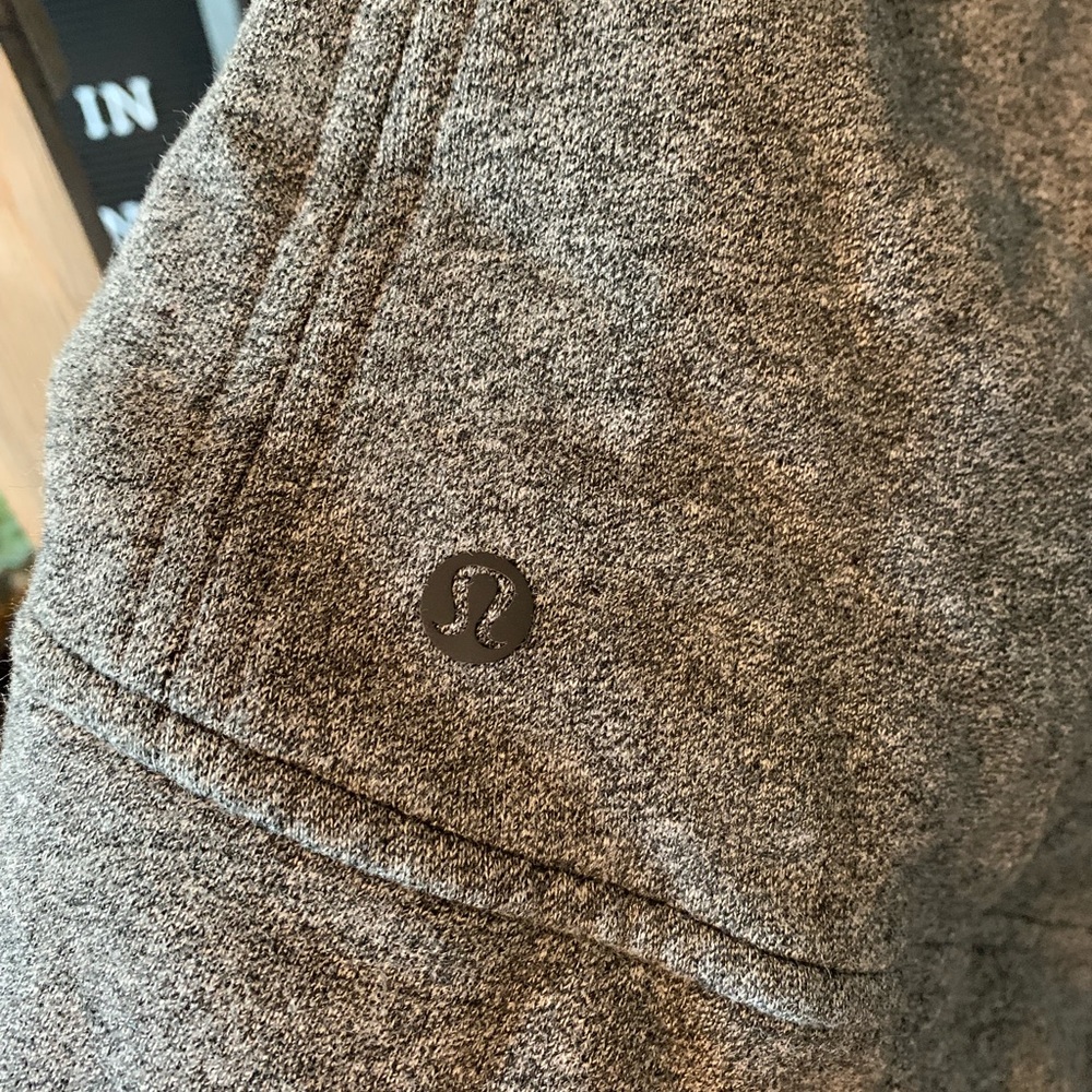 Lululemon sweatshirt